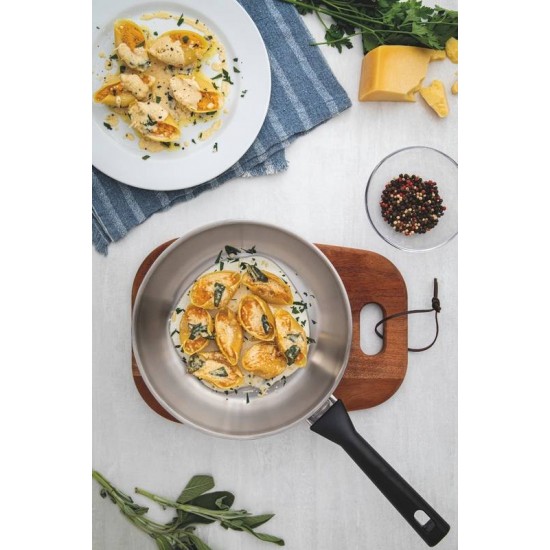 FRIGIDEIRA BRAVA BAQUELITE EM AÇO INOX FUNDO TRIPLO CABO DE BAQUELITE 20CM 1.3 L TRAMONTINA
