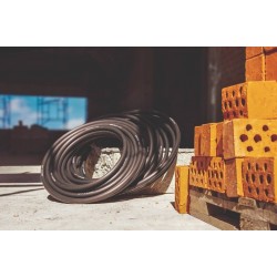MANGUEIRA PARA IRRIGACAO 1 2 PRETA EM PEBD 1 CAMADA 50 M - 2.5 MM TRAMONTINA