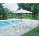 CADEIRA PLASTICA  DOBRAVEL COM BRACOS IRACEMA BRANCA COM ENCOSTO BAIXO