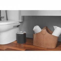 LIXEIRA TRAMONTINA TAMPA BASCULANTE EM ACO INOX ACABAMENTO POLIDO E CORPO EM POLIPROPILENO PRETO 5L