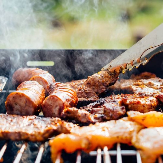 TABUA PARA CORTE E SERVIR CHURRASCO E ALIMENTOS DE MADEIRA RUSTICA